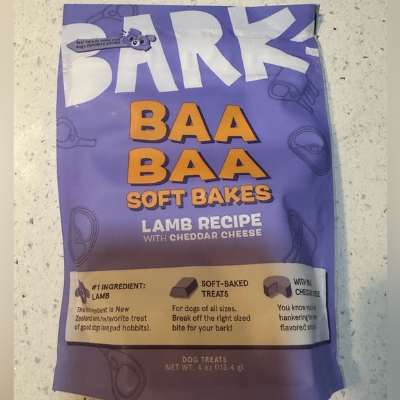 NIB Barkbox mix including super chewer piece - Picture 10 of 14